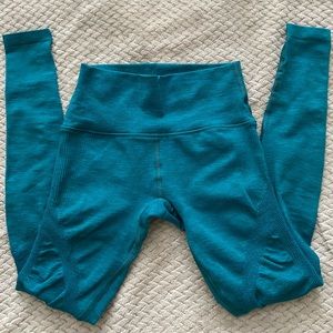 Alphalete Teal Aero Leggings